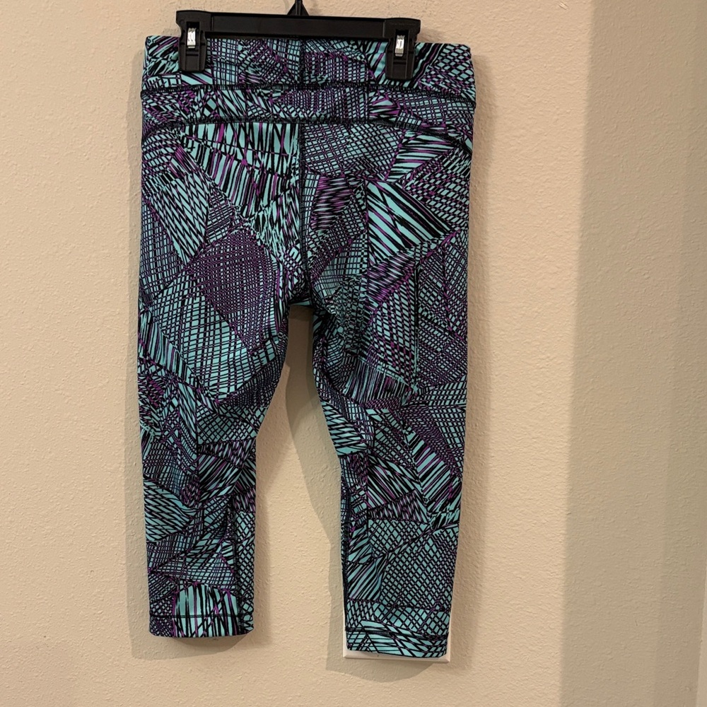 Under Armour Purple and Blue Patterned Leggings - Picture 4 of 6